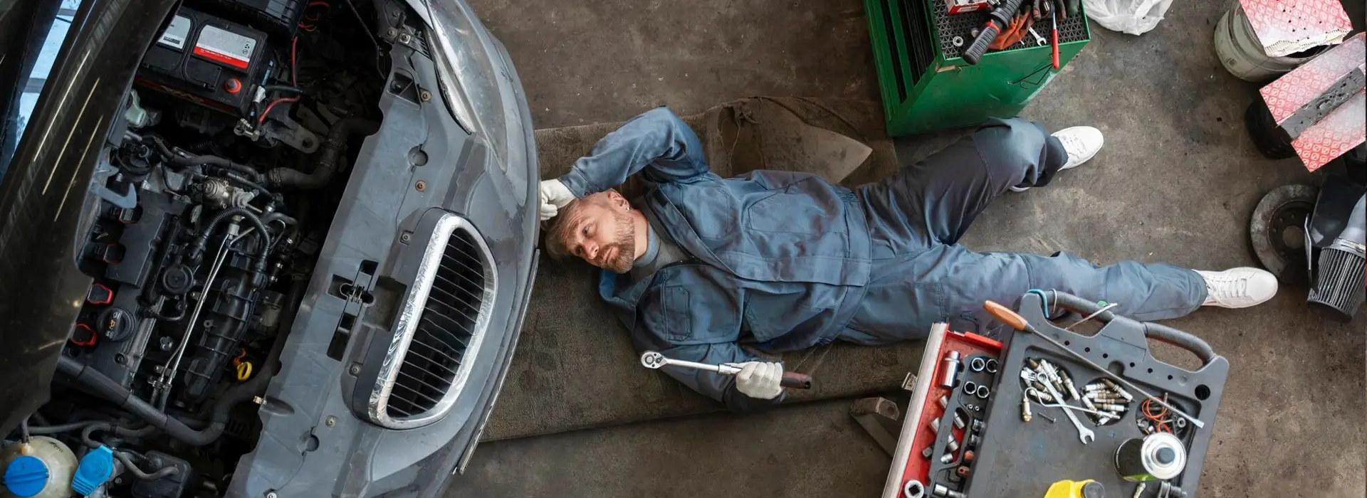 Full-Service Car Repair Workshop